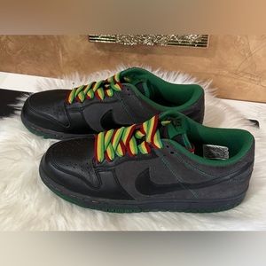 NIKE Dunk Low CL 'Rasta Pack - Black Pine Green' Jamaica size US 8 -304714 909
